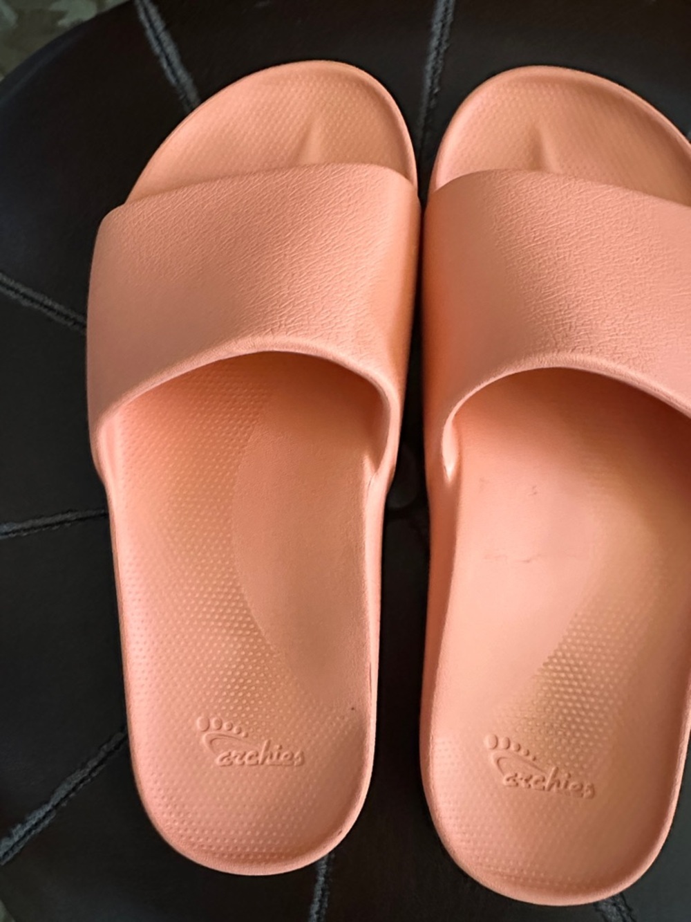 Archie’s Women’s Coral Slide Sandals